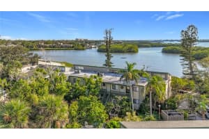 1510 PELICAN POINT DRIVE, SARASOTA, FL 34231 - MLS#MFRA4673756