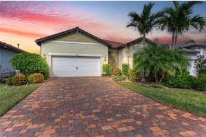 17631 COLEBROOK CIRCLE, LAKEWOOD RANCH, FL 34202 - MLS#MFRA4673773