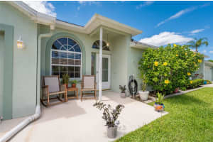 9238 ESTRELLA COURT, NEW PORT RICHEY, FL 34655 - MLS#MFRA4673778