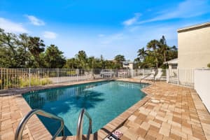 6451 ELMWOOD AVENUE, SARASOTA, FL 34231 - MLS#MFRA4673809