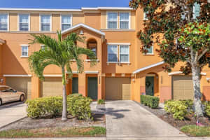 7322 BLACK WALNUT WAY, LAKEWOOD RANCH, FL 34202 - MLS#MFRA4673818