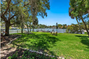 1542 GULFVIEW DRIVE, SARASOTA, FL 34236 - MLS#MFRA4673853