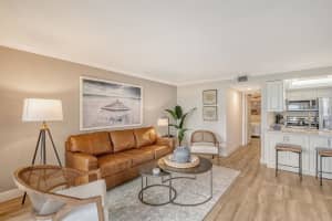 6342 MIDNIGHT PASS ROAD, SARASOTA, FL 34242 - MLS#MFRA4673854