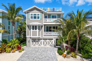 108 7th St S, BRADENTON BEACH