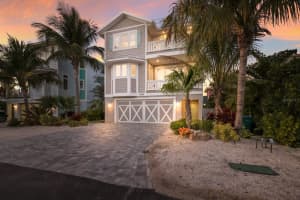 108 7TH STREET, BRADENTON BEACH, FL 34217 - MLS#MFRA4673857