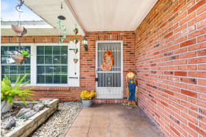 17371 WILLIAMSBURG DRIVE, NORTH FORT MYERS, FL 33917 - MLS#MFRA4673860