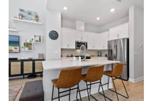 2337 LINDSTROM STREET, SARASOTA, FL 34237 - MLS#MFRA4673872