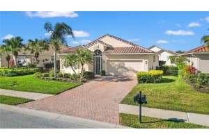 6506 42nd St E, SARASOTA