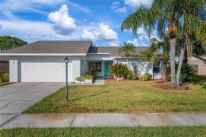 6552 WATERFORD CIRCLE, SARASOTA, FL 34238 - MLS#MFRA4673916