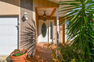 6702 POINTE WEST BLVD, BRADENTON, FL 34209 - MLS#MFRA4673919