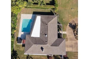 8010 CONSERVATORY DRIVE, SARASOTA, FL 34243 - MLS#MFRA4673942