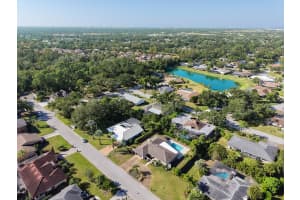 8010 CONSERVATORY DRIVE, SARASOTA, FL 34243 - MLS#MFRA4673942