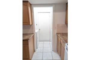 7171 WOOD CREEK DRIVE, SARASOTA, FL 34231 - MLS#MFRA4673968