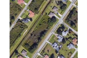 15 PONCE DE LEON BOULEVARD, NORTH PORT, FL 34291 - MLS#MFRA4673989