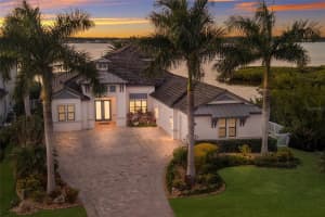 700 REGATTA WAY, BRADENTON, FL 34208 - MLS#MFRA4674032