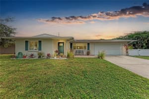 3013 Yarmouth Dr W, BRADENTON 3013 Yarmouth Dr W, BRADENTON