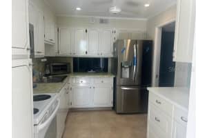 7461 COUNTRY CLUB DRIVE, SARASOTA, FL 34243 - MLS#MFRA4674055