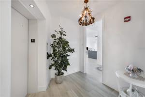 1155 GULFSTREAM AVENUE, SARASOTA, FL 34236 - MLS#MFRA4674218