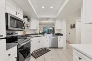 7203 CURTISS AVENUE, SARASOTA, FL 34231 - MLS#MFRA4674269