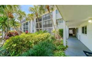 5600 BEACH WAY DRIVE, SARASOTA, FL 34242 - MLS#MFRA4674286