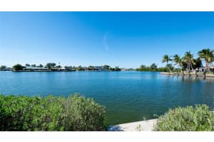 627 Concord Ln, HOLMES BEACH 627 Concord Ln, HOLMES BEACH