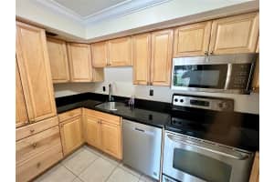 631 ORANGE AVENUE, SARASOTA, FL 34236 - MLS#MFRA4674339