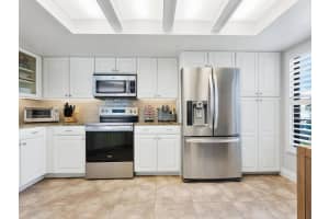 9226 MIDNIGHT PASS ROAD, SARASOTA, FL 34242 Sold 01/16/26