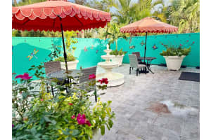 511 LAKESIDE DRIVE, BRADENTON, FL 34210 - MLS#MFRA4674464