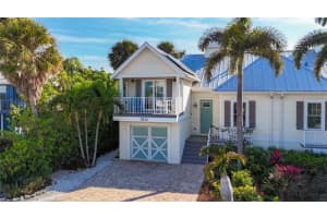 313 58th St #b, HOLMES BEACH