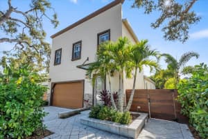 2224 TAMI SOLA STREET, SARASOTA, FL 34237 - MLS#MFRA4674515