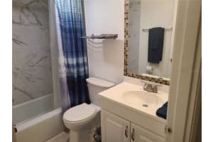 2763 WOODGATE LANE, SARASOTA, FL 34231 - MLS#MFRA4674522