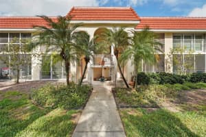 137 AVENIDA MESSINA #2, SARASOTA, FL 34242 - MLS#MFRA4674529