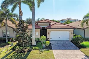 131 Maraviya Blvd, NOKOMIS
