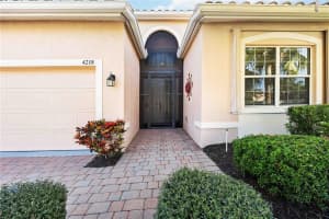 4218 64TH DRIVE, SARASOTA, FL 34243 - MLS#MFRA4674545