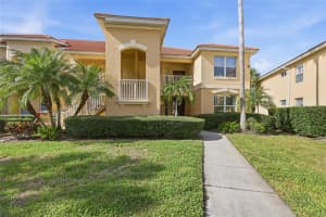 8422 WETHERSFIELD RUN, LAKEWOOD RANCH, FL 34202 - MLS#MFRA4674557