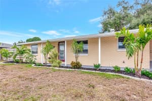 2707 BIGELOW DR, SARASOTA, FL 34239 - MLS#MFRA4674578