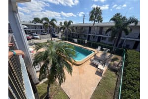 3101 BEE RIDGE ROAD, SARASOTA, FL 34239 - MLS#MFRA4674589