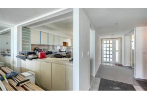 1055 Gulf of Mexico Dr, Longboat Key, FL 34228, Sold 12/10/25
