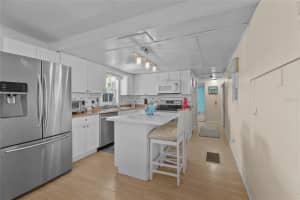 4949 BRAE BURN AVENUE, SARASOTA, FL 34234 - MLS#MFRA4674599