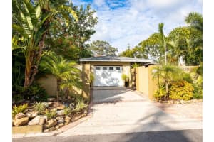 1737 BAY STREET, SARASOTA, FL 34236 - MLS#MFRA4674614