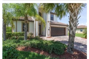6914 QUIET CREEK DRIVE, BRADENTON, FL 34212 Sold 03/18/26