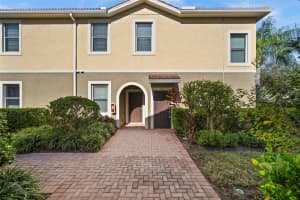 7954 MOONSTONE DRIVE, SARASOTA, FL 34233 - MLS#MFRA4674647