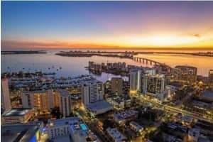 1335 2nd St #301, SARASOTA