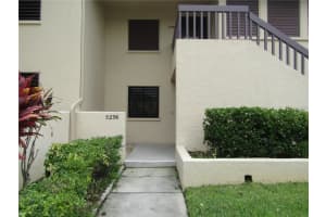 5236 Lake Village Dr #61, SARASOTA