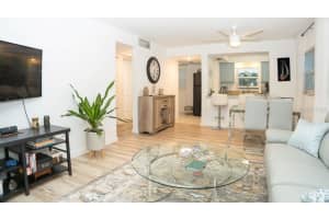 304 46TH AVENUE TERRACE, BRADENTON, FL 34207 - MLS#MFRA4674706