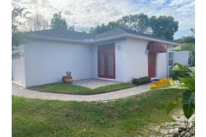 2338 TAMI SOLA STREET, SARASOTA, FL 34237 - MLS#MFRA4674709