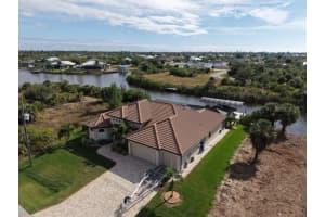 9572 PRESIDENT CIRCLE, PORT CHARLOTTE, FL 33981 - MLS#MFRA4674711