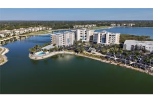 10520 BOARDWALK LOOP, BRADENTON, FL 34202 - MLS#MFRA4674717