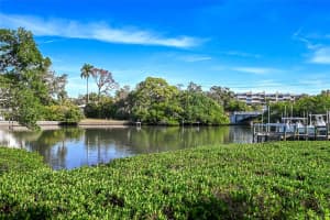 1749 LINCOLN PARK CIRCLE, SARASOTA, FL 34236 - MLS#MFRA4674729