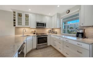 4370 CHATHAM DRIVE, LONGBOAT KEY, FL 34228 - MLS#MFRA4674741